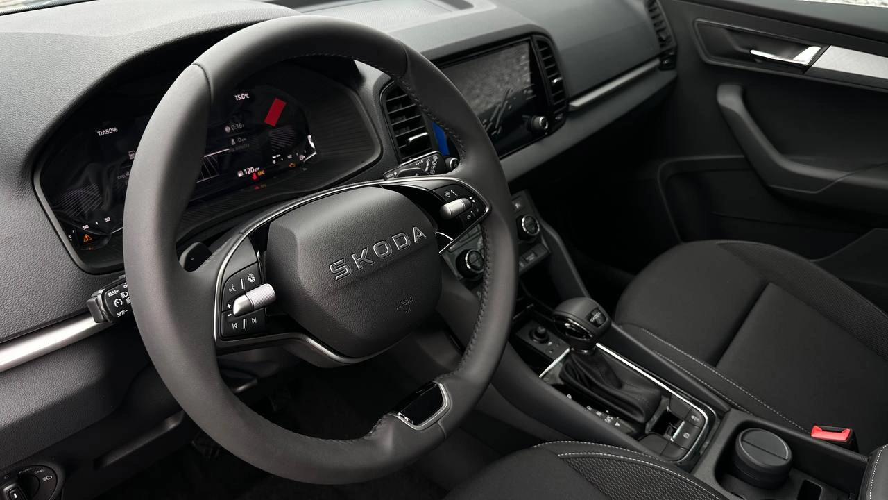 Фото автомобіля Škoda Karoq Selection Plus 2026