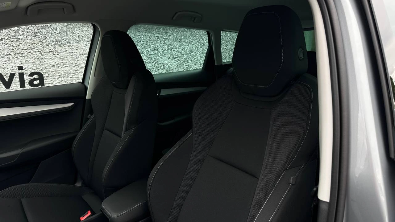 Фото автомобіля Škoda Karoq Selection Plus 2026