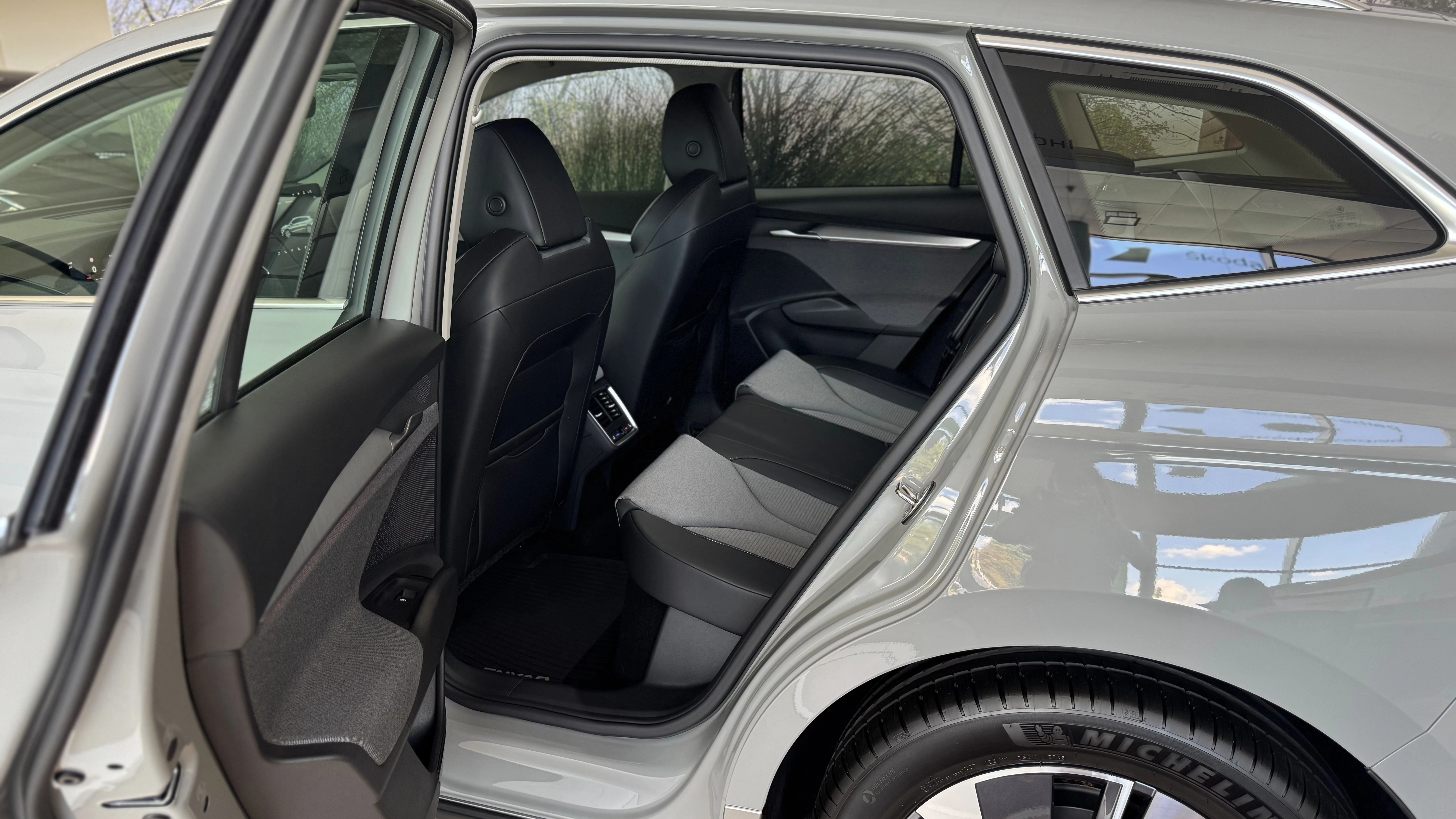 Фото автомобіля Škoda Enyaq 85