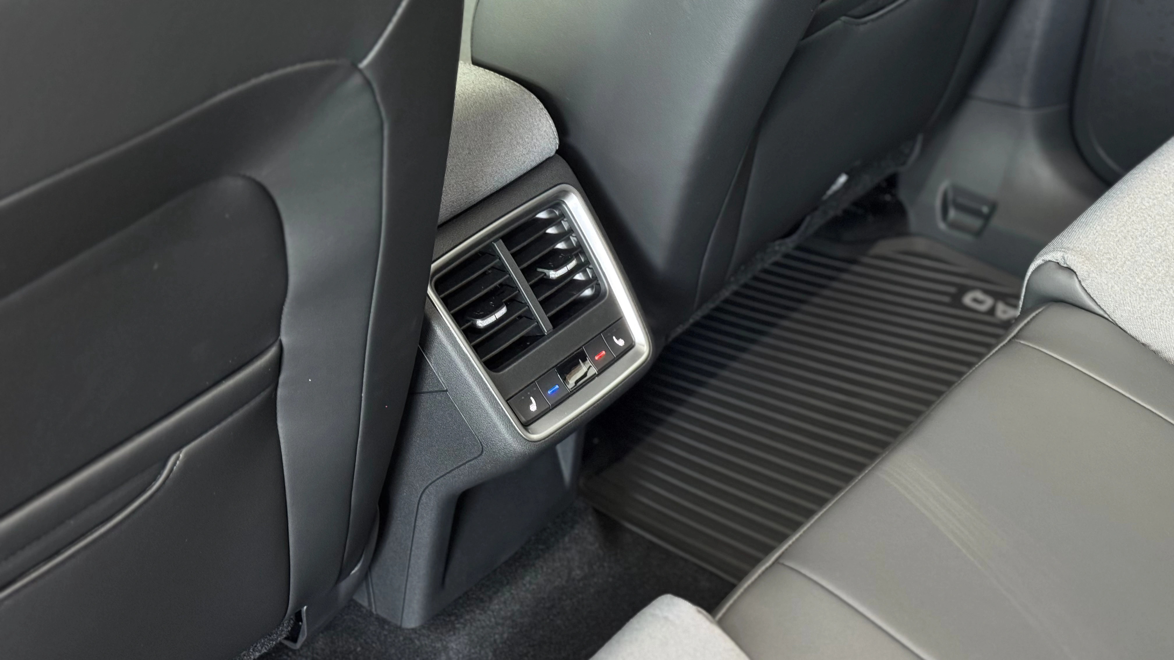 Фото автомобіля Škoda Enyaq 85